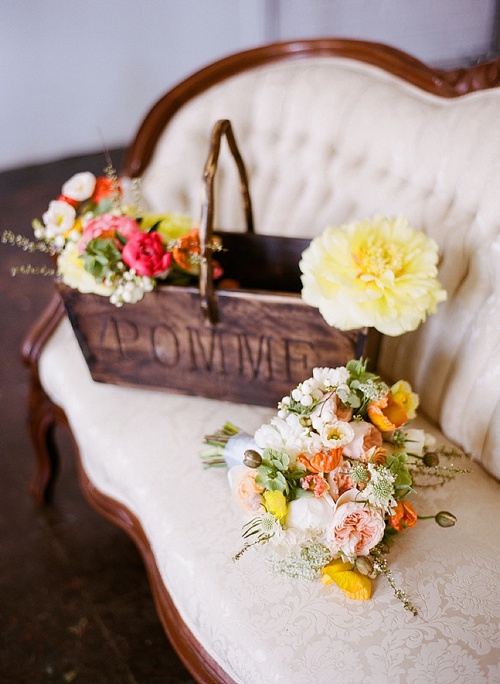 Tis the season for pretty poppies, terrific tulips and darling daffodils!  Spring is finally on its way to RVA and we are feeling the fever!  All of our P&J peeps are prepped and ready for days filled with green grass, leafy trees and longer sun shines days.  So in honor of this change of season we're sharing some of our favorite #flowersonchairs moments! There's so much pretty in this post that we're just gonna let the photos do the talking.  Happy Spring ya'll!