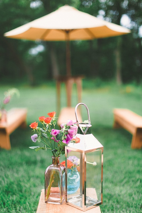 Colorful and creative wedding styled shoot at Upper Shirley Vineyards in Virginia with eclectic and vintage furniture rentals by Paisley and Jade 