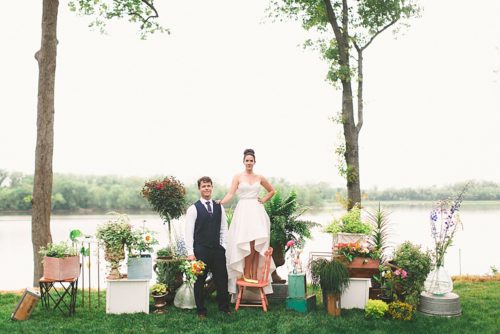 Colorful and creative wedding styled shoot at Upper Shirley Vineyards in Virginia with eclectic and vintage furniture rentals by Paisley and Jade