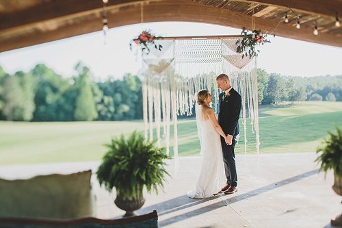 Gorgeous outdoor wedding at Independence Golf Club with vintage and eclectic rentals by Paisley and Jade 
