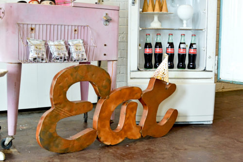 Inspiration Station - ice cream - fridge - tiered tables (24 of 29)