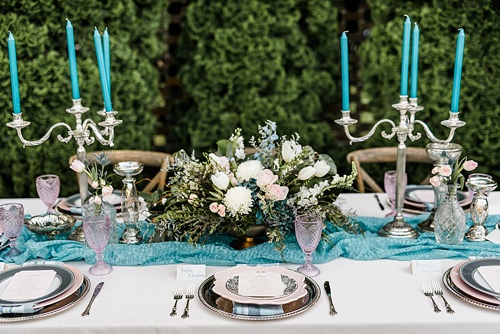 Pretty Pantone inspired wedding inspiration shoot at The Sutherland In North Carolina with vintage and specialty rentals by Paisley and Jade