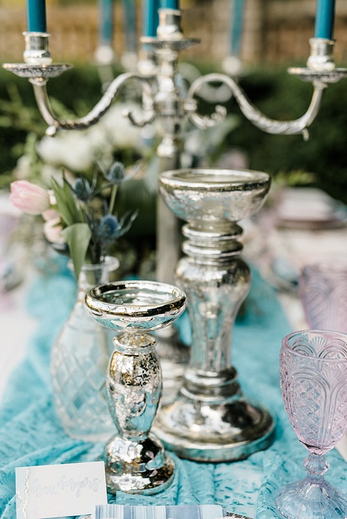 Pretty Pantone inspired wedding inspiration shoot at The Sutherland In North Carolina with vintage and specialty rentals by Paisley and Jade