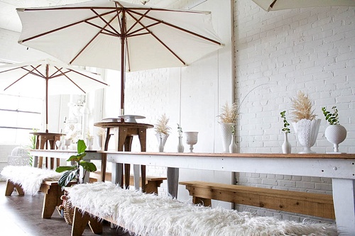 Gorgeous white and neutral Al Fresco dining inspiration by Paisley and Jade