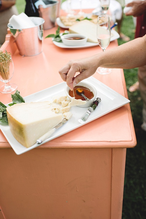 Dinner In The Field in Virginia with specially vintage and custom built rentals by Paisley and Jade