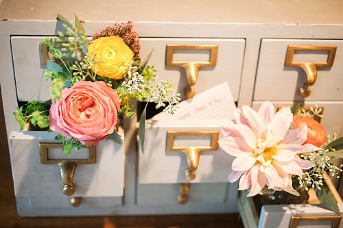 Mid Century Modern inspired wedding at the gorgeous Rice House in Richmond, Virginia with specialty rentals by Paisley and Jade 
