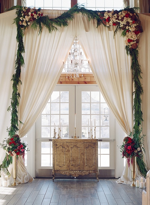 Gorgeous holiday wedding inspiration at Mount Ida Farm with specialty and vintage rentals by Paisley & Jade 