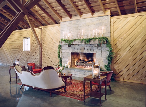 Gorgeous holiday wedding inspiration at Mount Ida Farm with specialty and vintage rentals by Paisley & Jade 