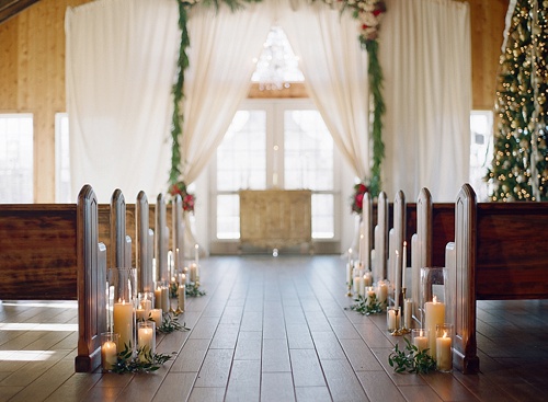 Gorgeous holiday wedding inspiration at Mount Ida Farm with specialty and vintage rentals by Paisley & Jade 