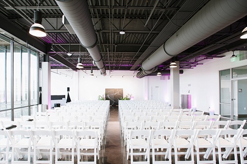Modern & Industrial Wedding style at the Bon Secours Washington Redskins Training camp for The Wedding Crashers Tour in Richmond, Va with specialty rental items by Paisley & Jade 