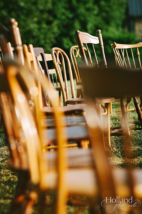 Eclectic and colorful mountaintop wedding in Charlottesville with specialty rentals by Paisley & Jade 