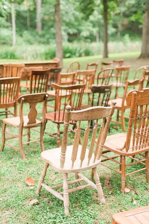 Gorgeous outdoor wedding ceremony on the campus of Hampden-Sydney College in Virginia featuring ceremony seating by Paisley & Jade 