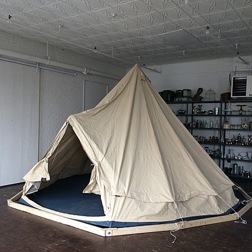 A Paisley & Jade favorite - the Canvas Tent! This super fun canvas tent large enough to fit a full bar or lounge area inside! Works indoors or outdoors. 