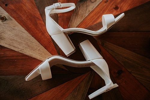 Cool and modern riverside wedding in Virginia with vintage and specialty rentals by Paisley and Jade