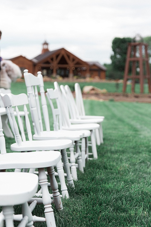 Kentucky Derby inspired real wedding in Virginia with specialty and vintage rentals by Paisley and Jade 