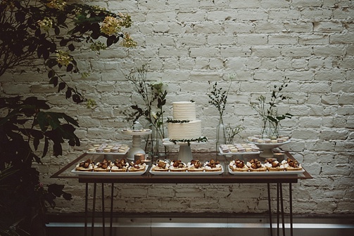 Chic and charming courtyard wedding at Quirk Hotel in Richmond, Virginia with specialty and vintage rentals by Paisley & Jade 