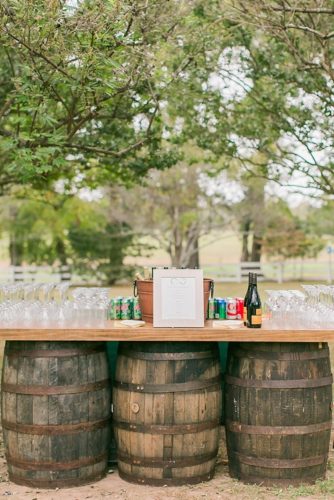 Charming and colorful wedding at Tuckahoe Plantation with specialty and vintage rentals by Paisley and Jade 