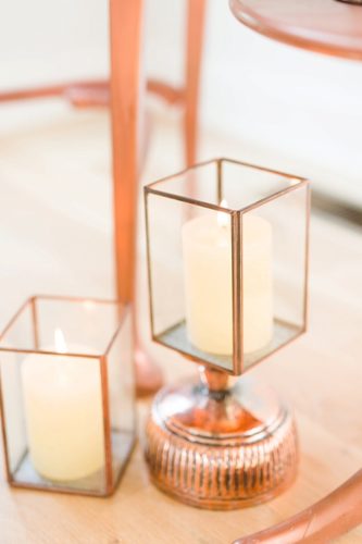 Gorgeous styled shoot with copper and peach hues by Katelyn James with vintage and specialty rentals by Paisley & Jade 