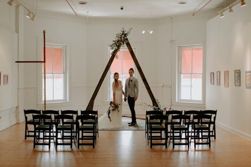 Modern and minimal wedding inspiration styled shoot in Richmond, Virginia with specialty and vintage rentals by Paisley & Jade 