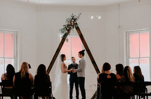 Modern and minimal wedding inspiration styled shoot in Richmond, Virginia with specialty and vintage rentals by Paisley & Jade 