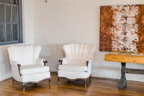 Chic and modern city wedding in RVA with specialty and vintage rentals by Paisley and Jade 