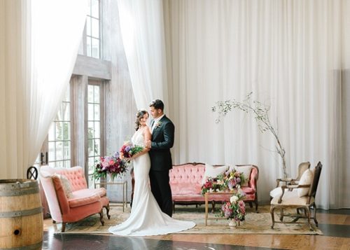 Beautiful pink vintage sofa stuns in various events with rental by Paisley and Jade 