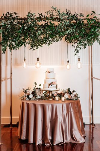 Copper-toned Fall Wedding at Upper Shirley Vineyards