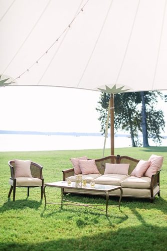 A Westover Plantation Wedding Filled with Outdoor Lounge Areas!