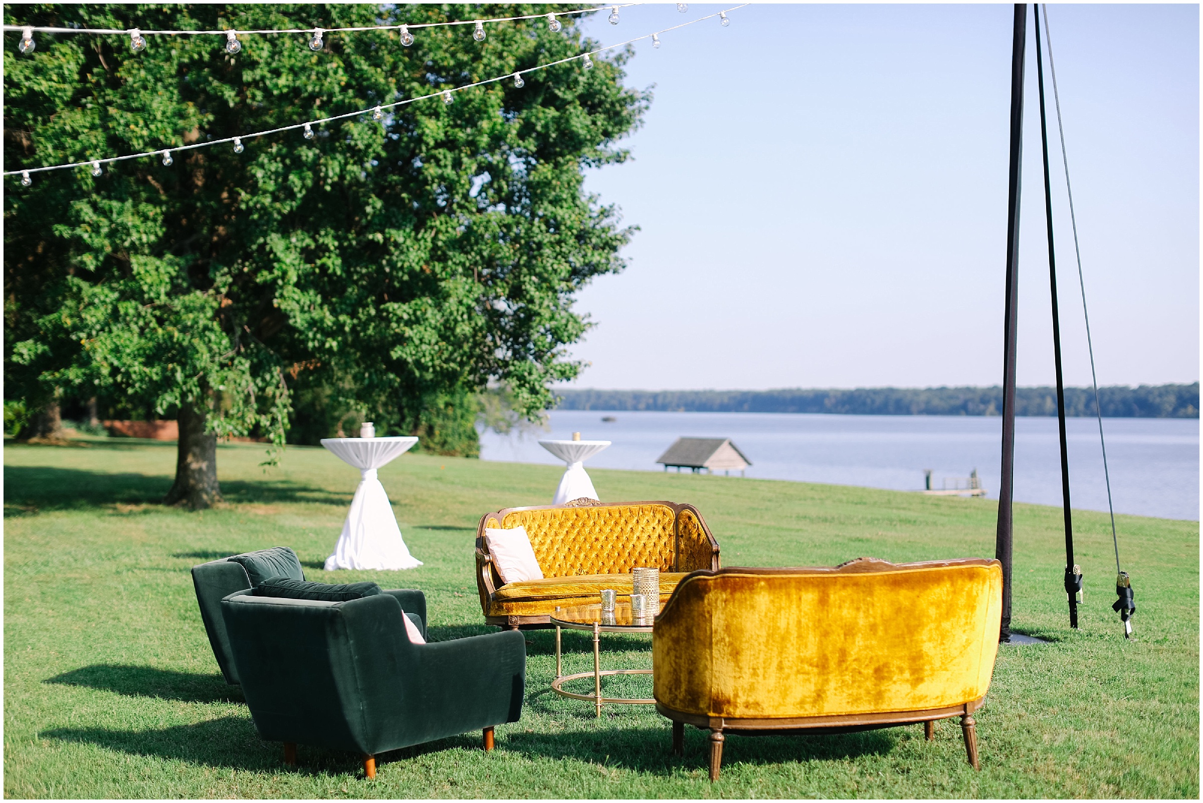 A Westover Plantation Wedding Filled with Outdoor Lounge Areas!