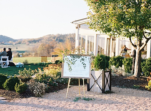 P&J's Freestanding Frame Background Set the Scene at this Picture-Perfect Pippin Hill Vineyard Wedding! 