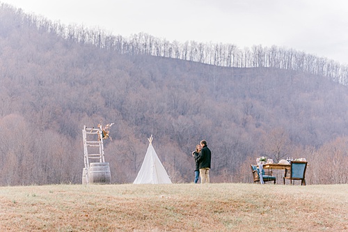 Surprise!: #pandjpretties set the stage for a surpise proposal!