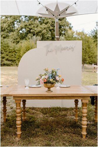 paisley and jade specialty rentals for colorful virginia wedding