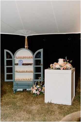 paisley and jade specialty rentals for colorful virginia wedding