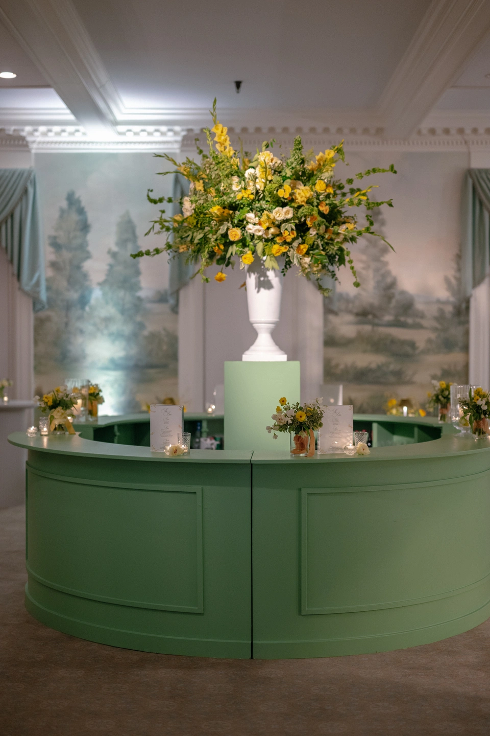full round estate bar