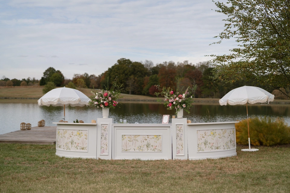 White Shadowbox Bar with White Estate Insert