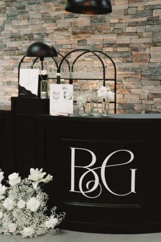 oval bar